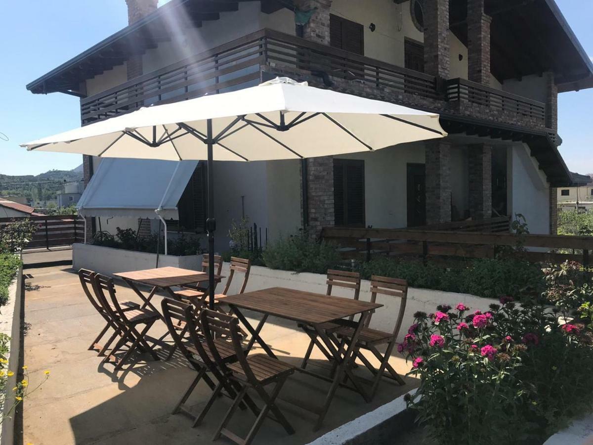 Sara'S Villa Shkodra Kültér fotó