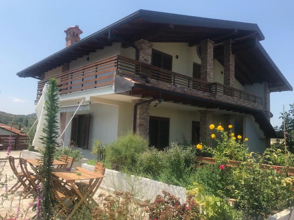 Sara'S Villa Shkodra Kültér fotó